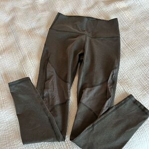 Aerie Women’s Gray Athletic Leggings Size Small Chill Play Move